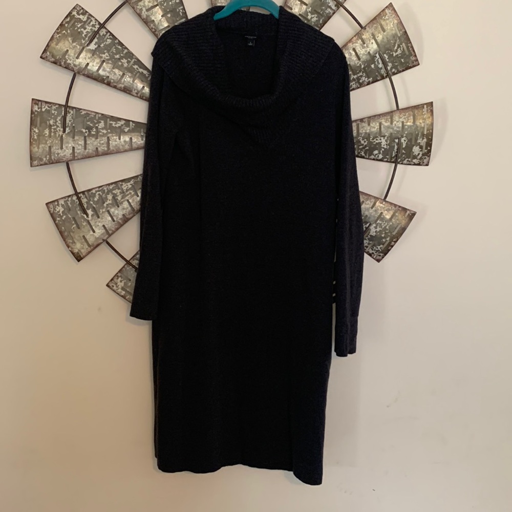 ☀️Ann Taylor Cowell neck sweater dress
